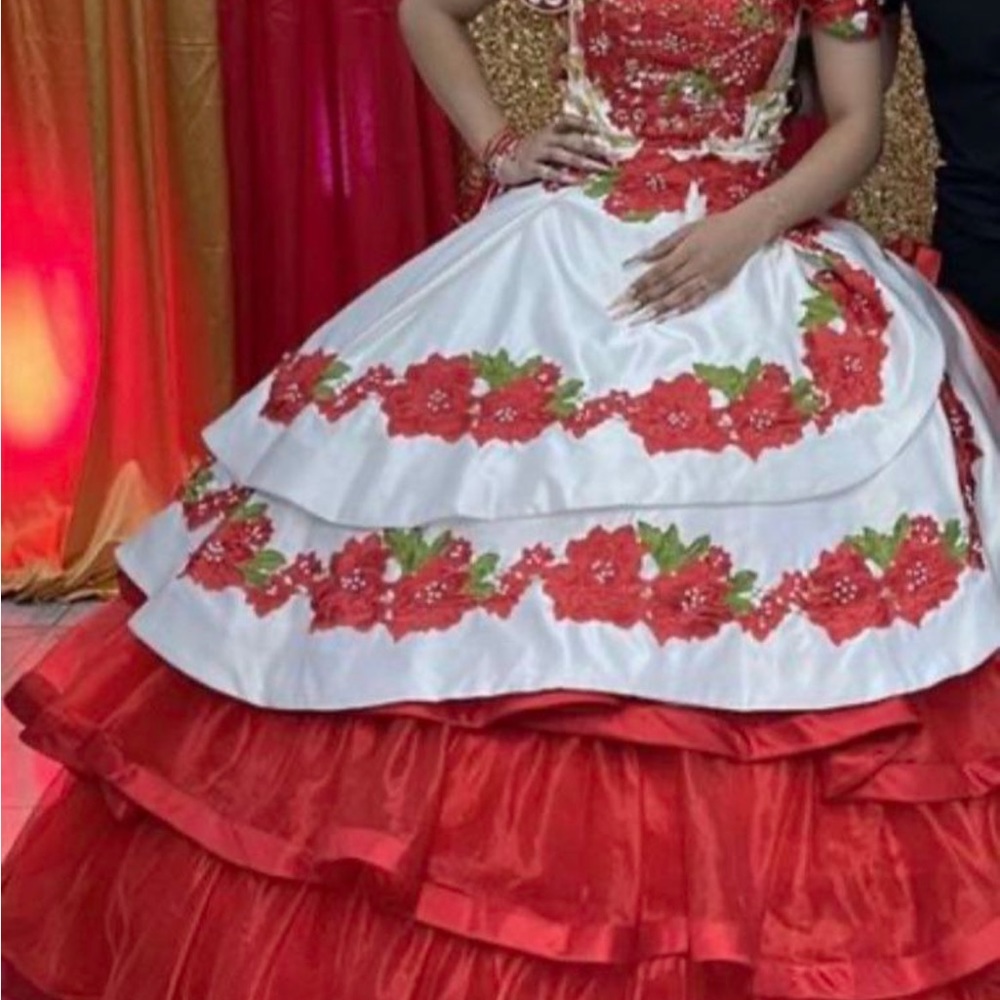 charro quinceañera dress 
2 piece dress  
price negotiable 
(se habla español!)